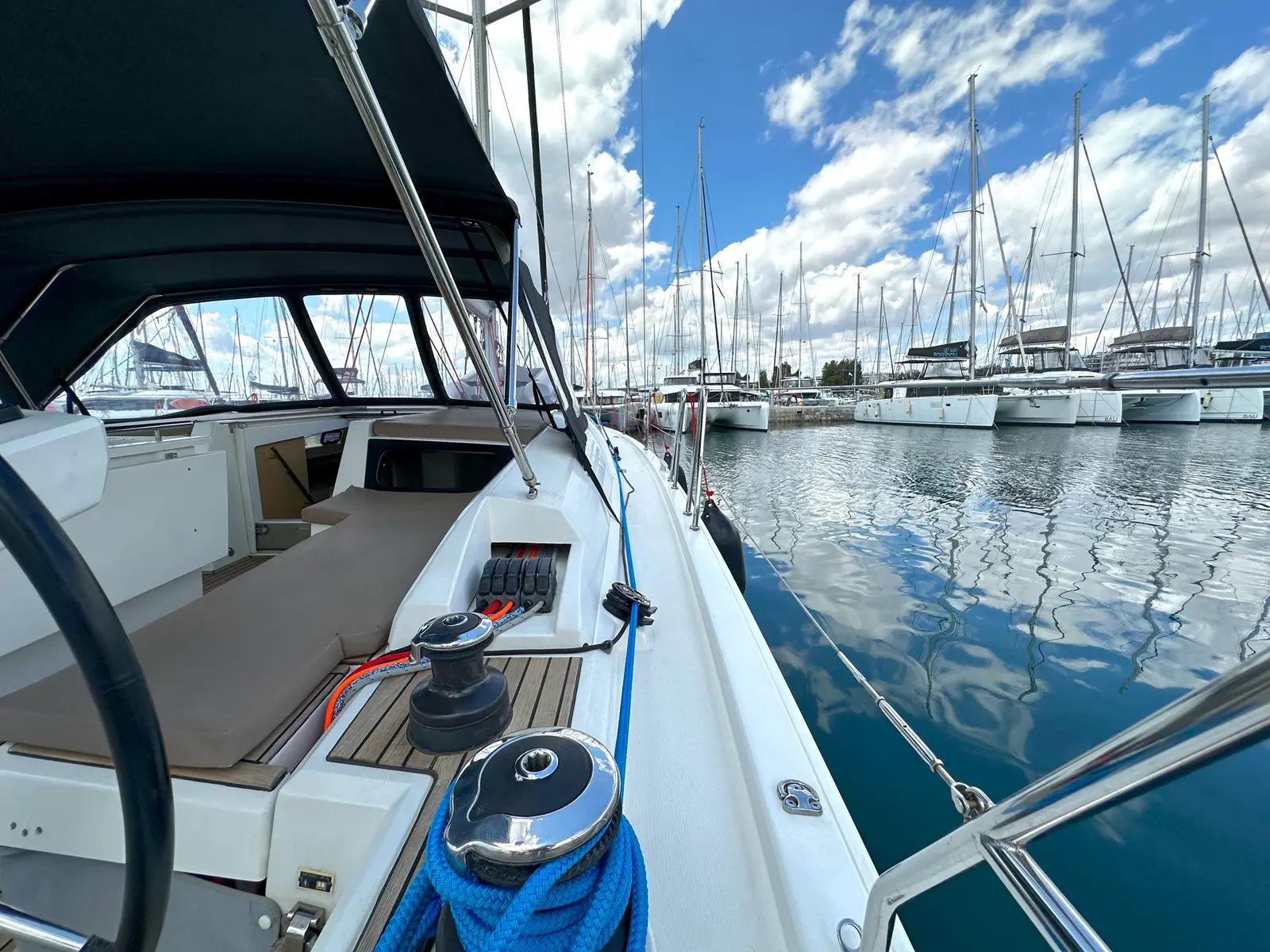 Sail Away (Refit 2025 - A/C - Electric Heads), photograph 4