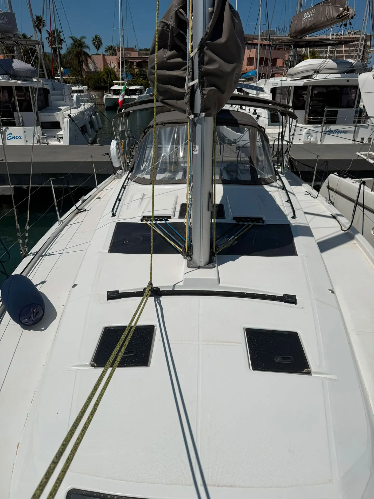 Ninive - Water maker, Solar Panel, photograph 7