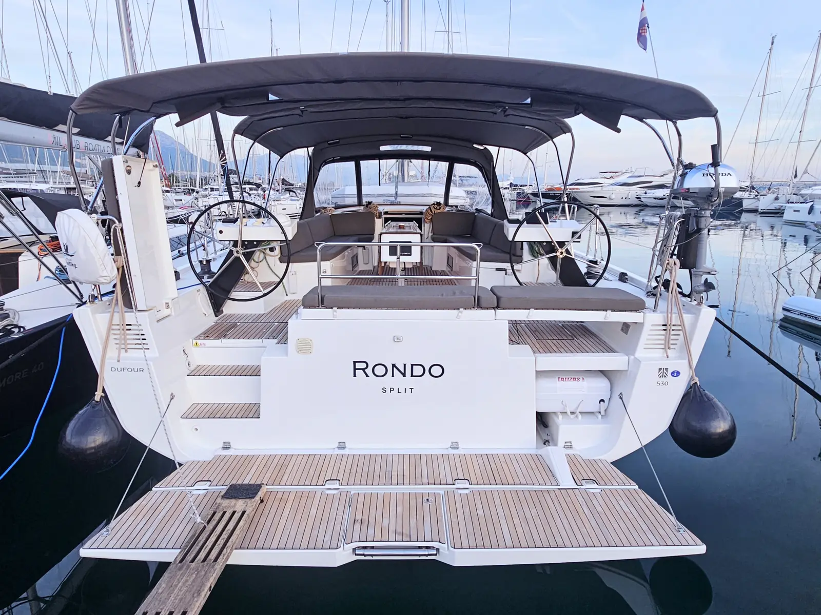 Rondo, Main image
