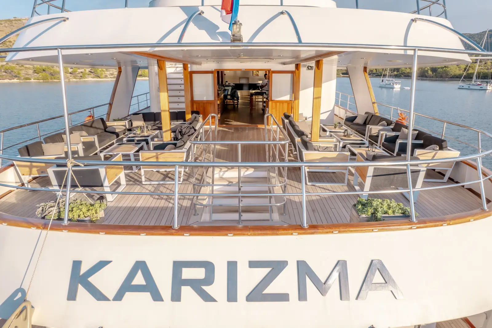Karizma, photograph 35