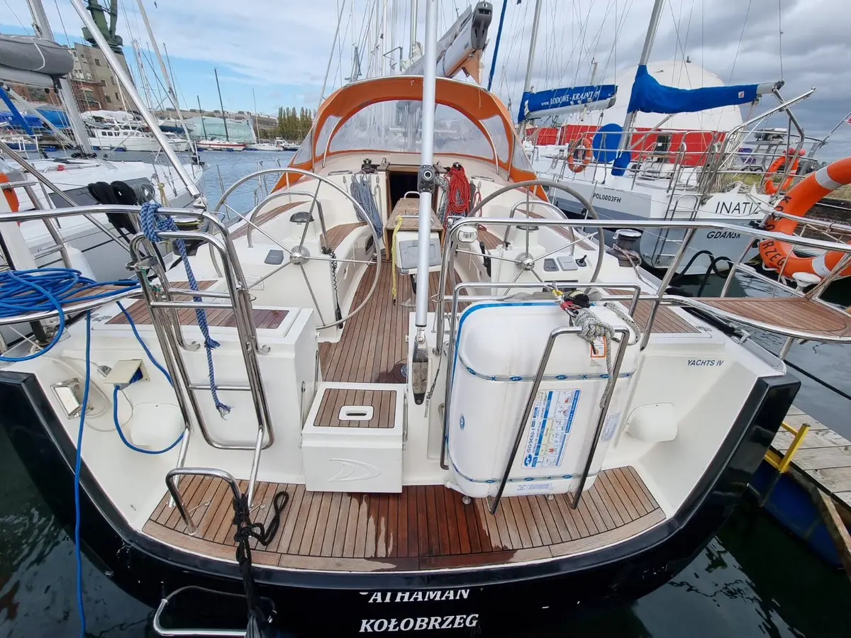 Athaman, Delphia 47