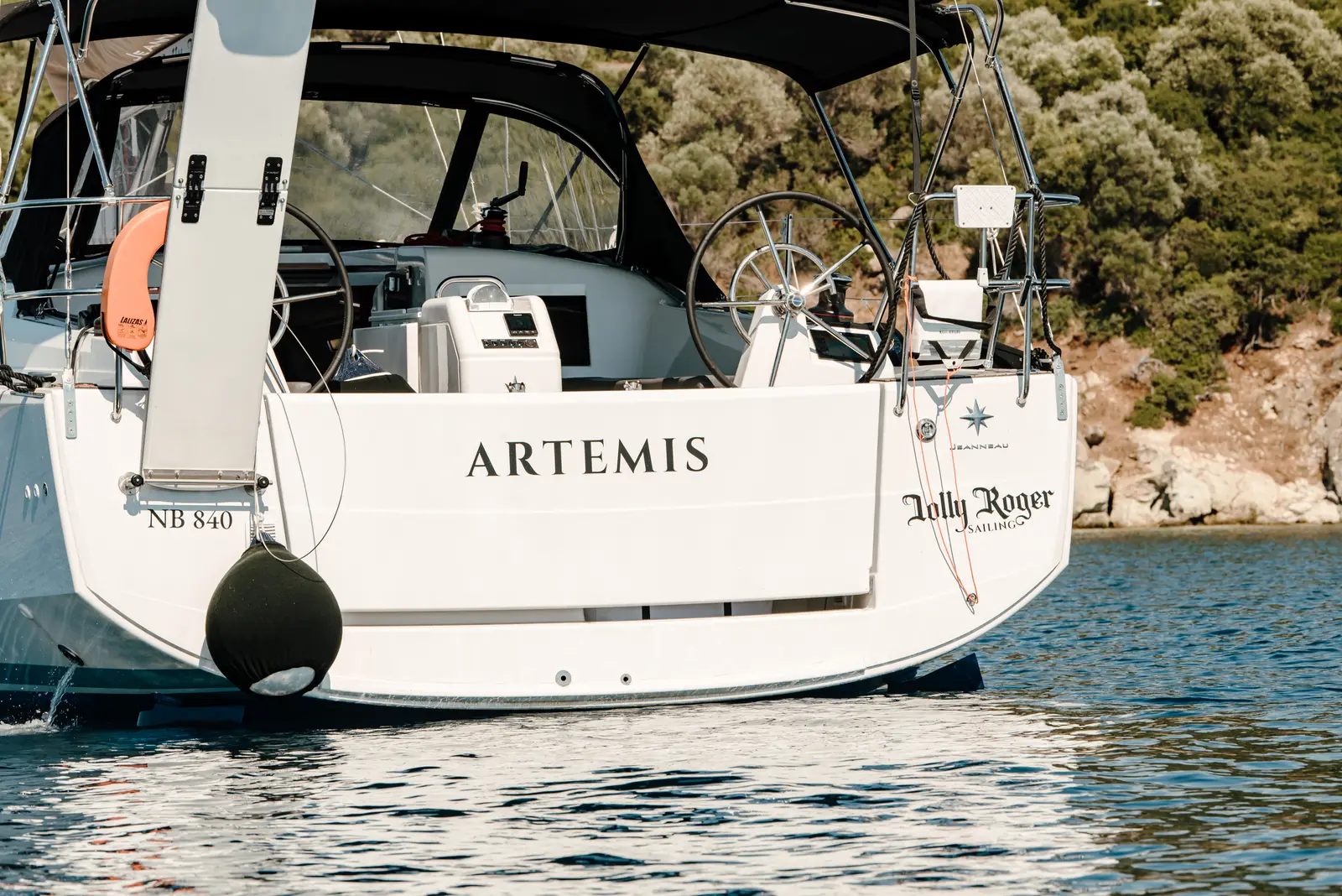 Artemis, photograph 4