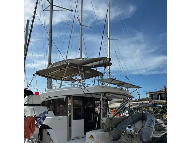 Bali Catspace, Main image