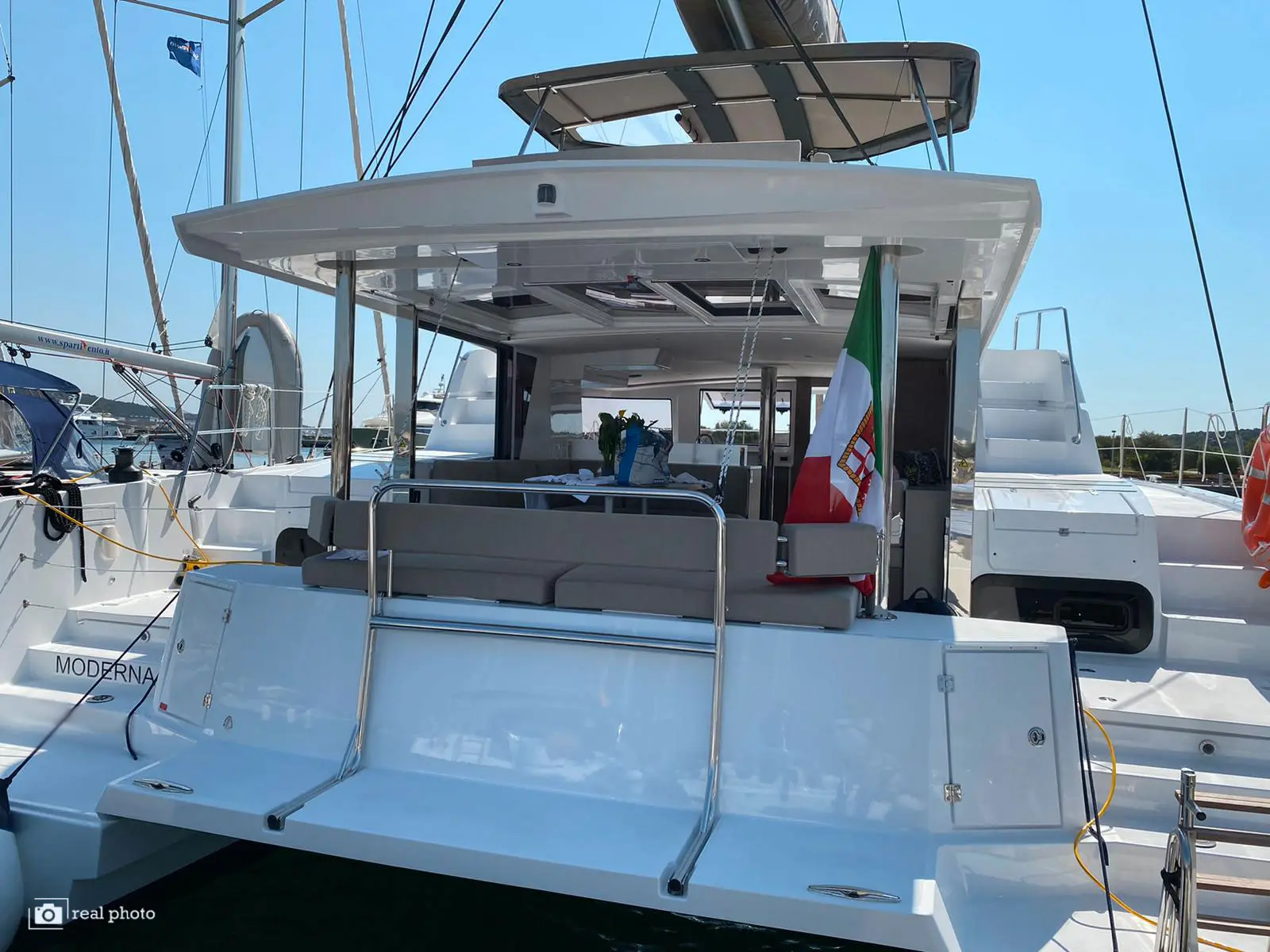 Moderna - A/C, Generator, WM, Solar Panel, BBQ, Main image