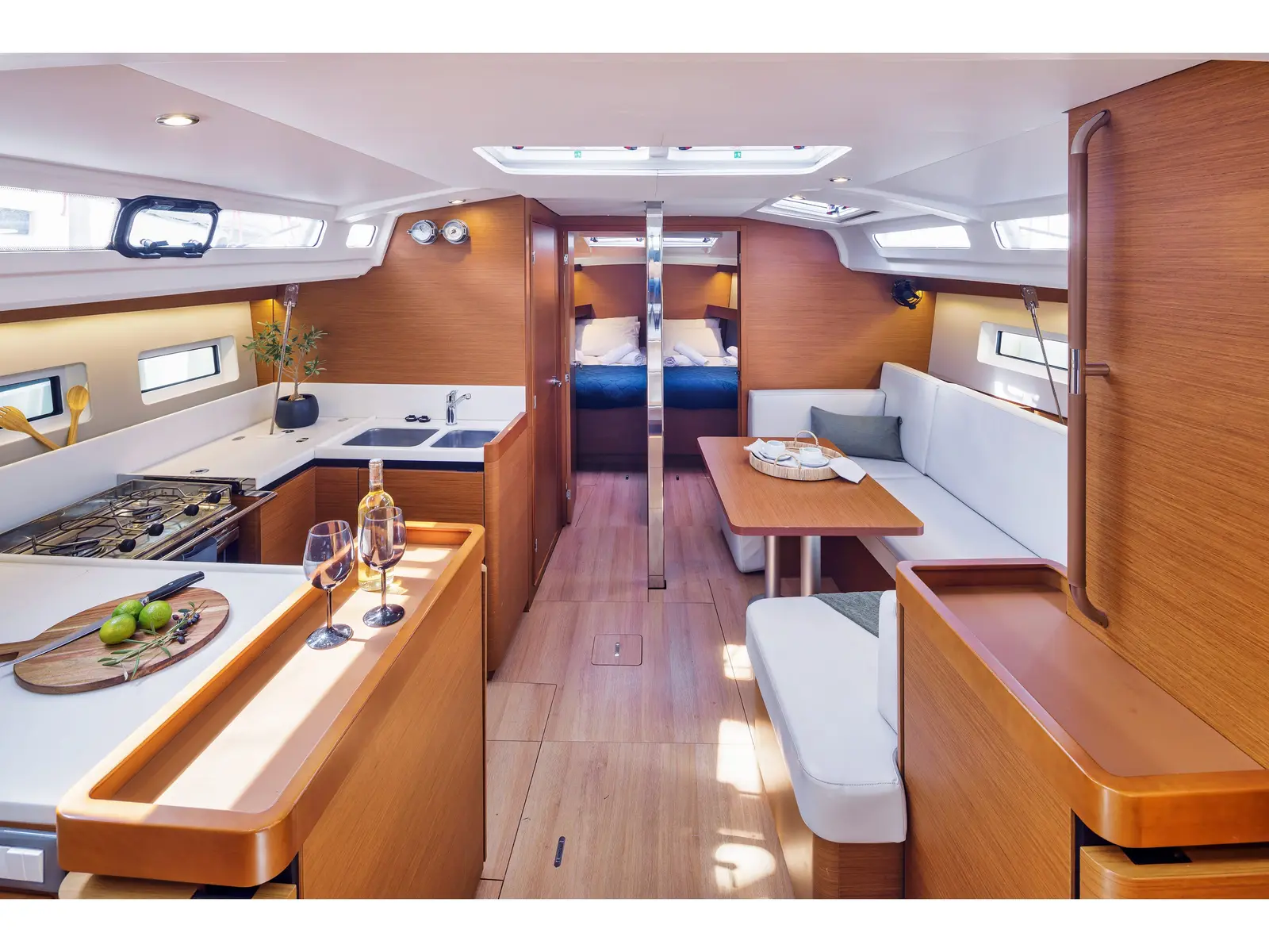THOUSAND SUNNY, Interior image