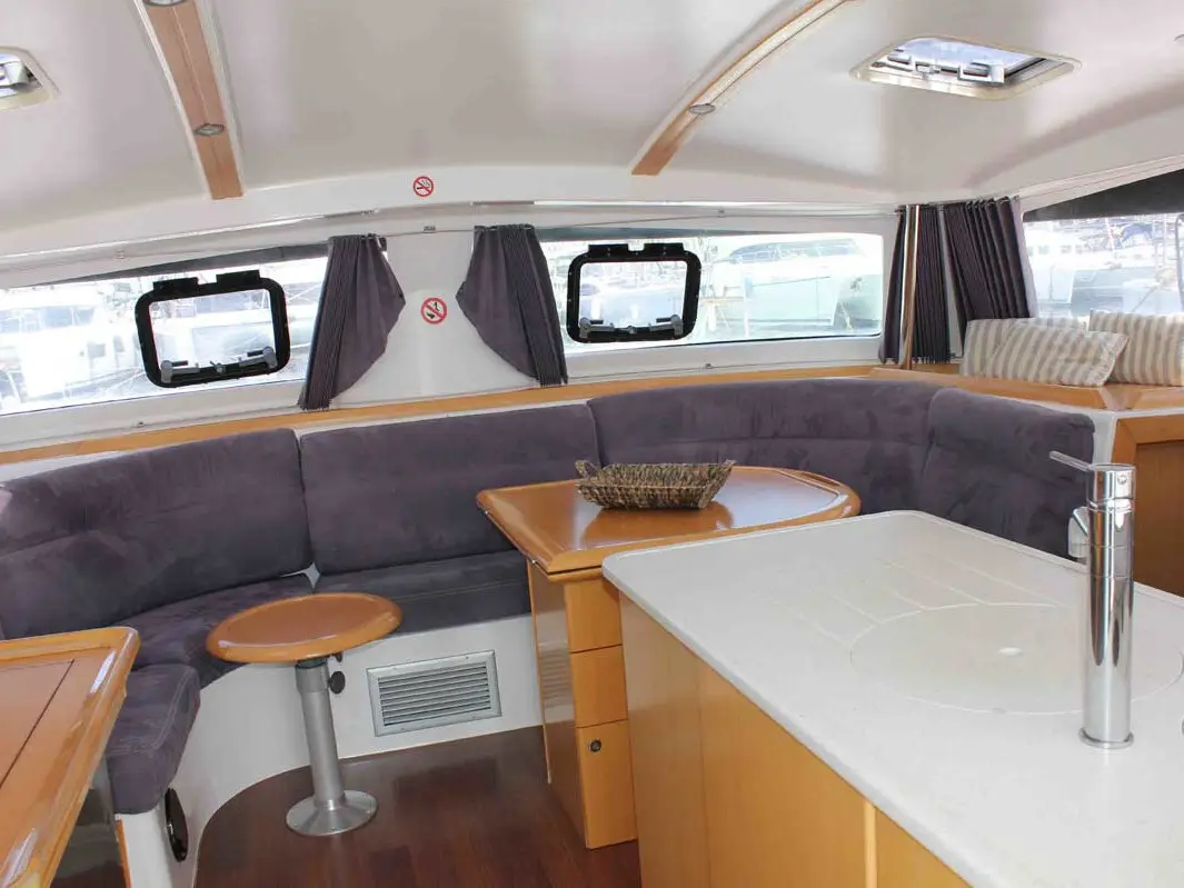 Starlight, Interior image