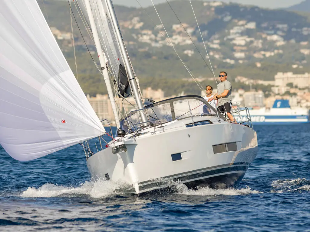 Valentina, Hanse 360