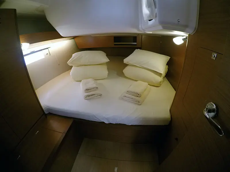 Magdalena, Dufour 430