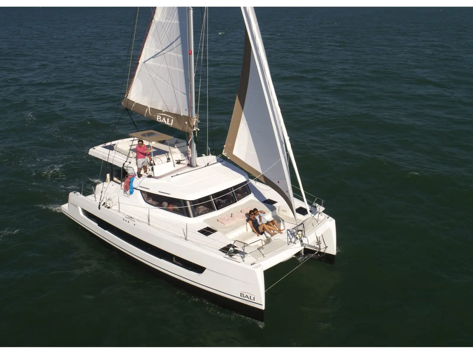 Sail Spica, Bali Catspace
