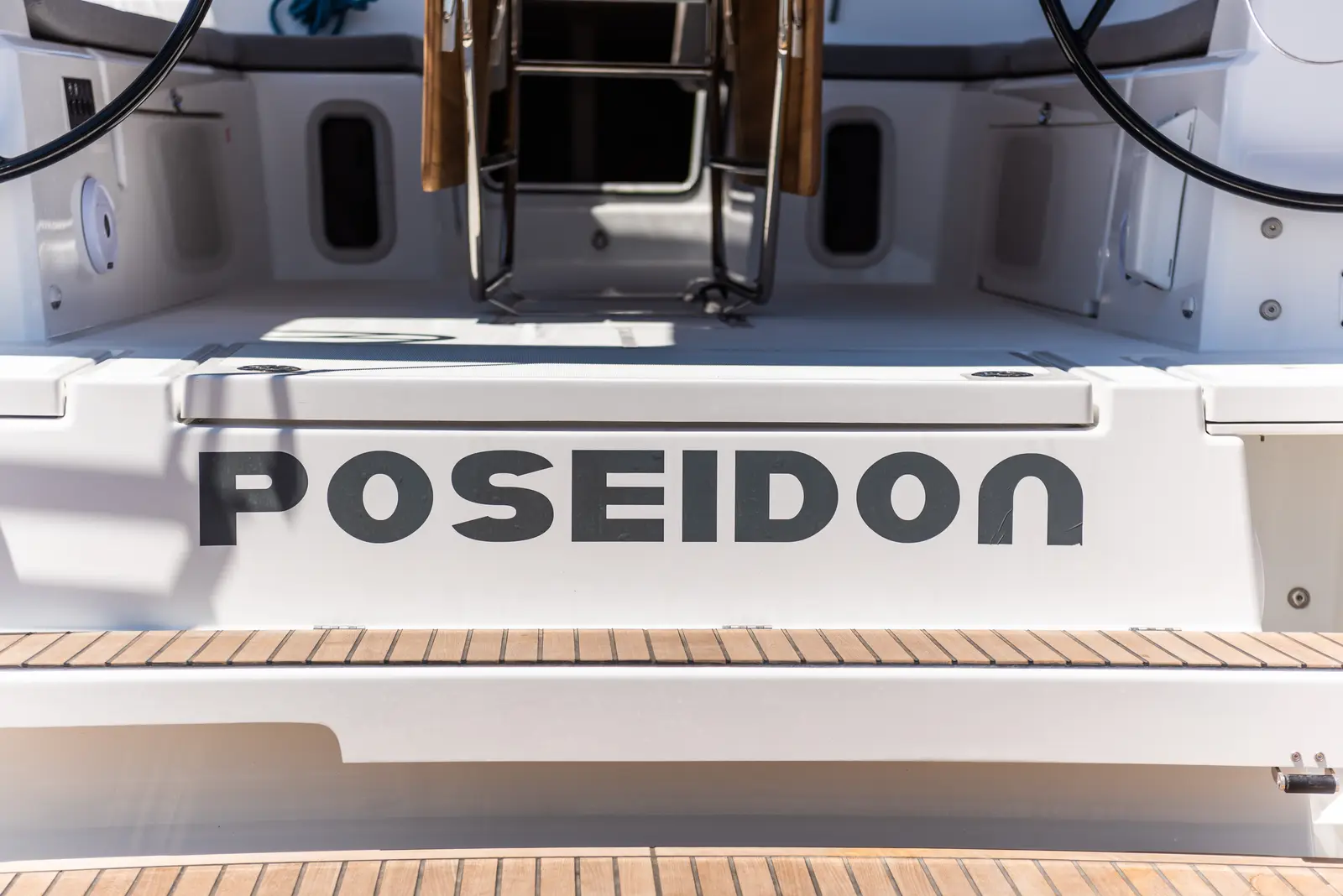Poseidon, photograph 36