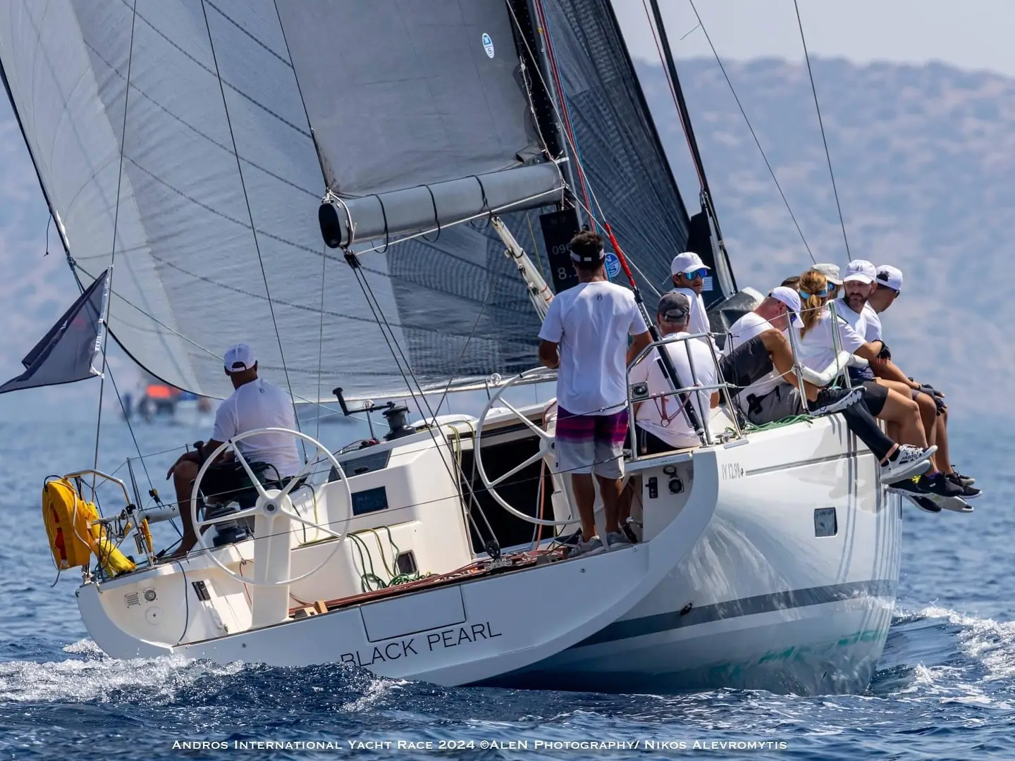 Black Pearl, photograph 4