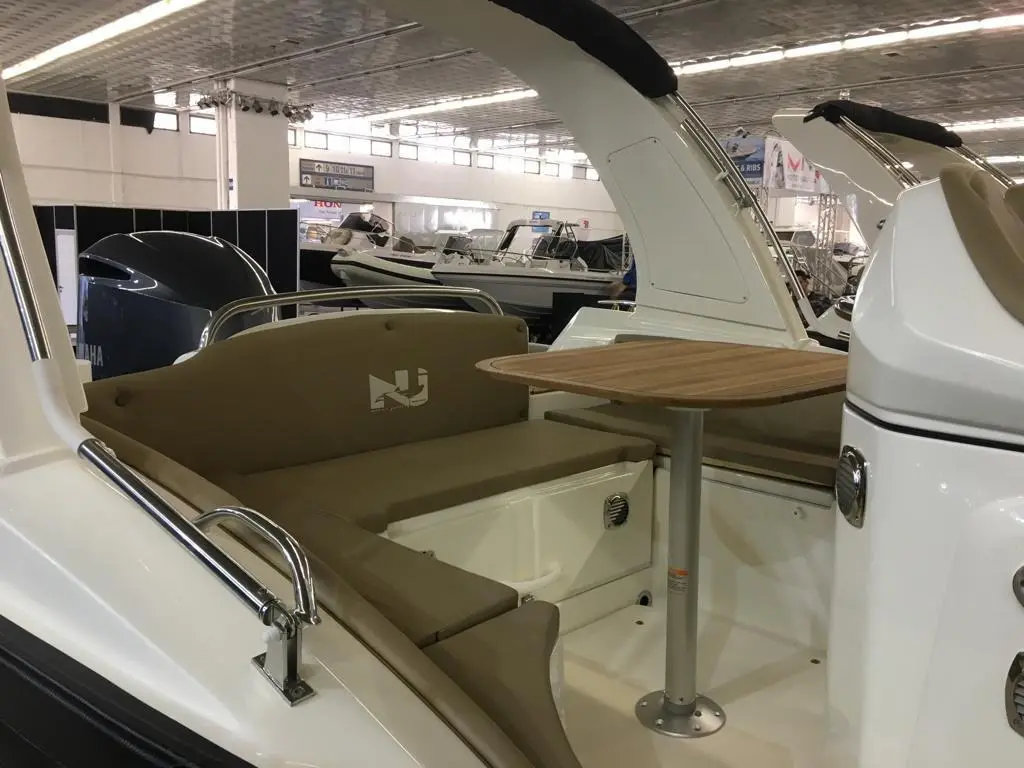 Nuova Jolly Prince 25, Interior image