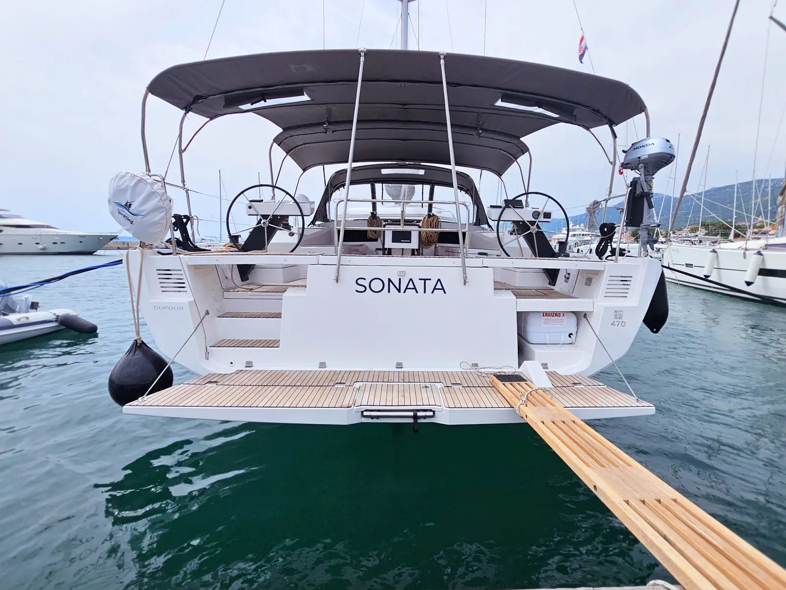 Sonata (A/C & gen), photograph 14