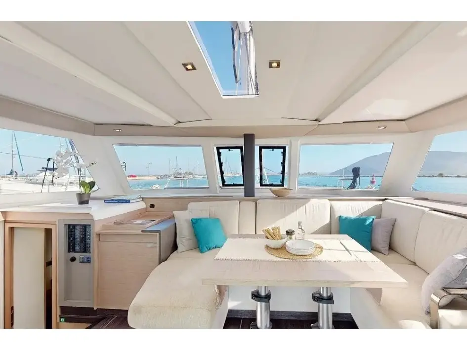 Blue Serenity, Interior image