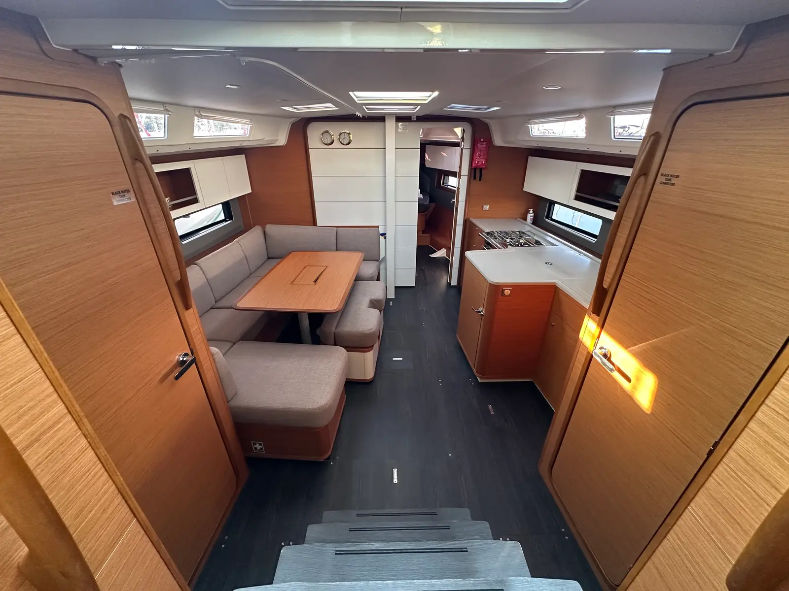 S/Y Celini, Interior image
