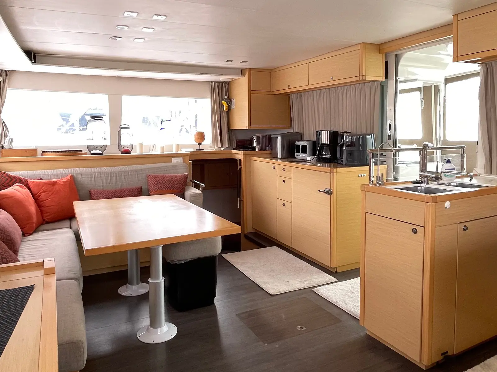 Loft, Interior image