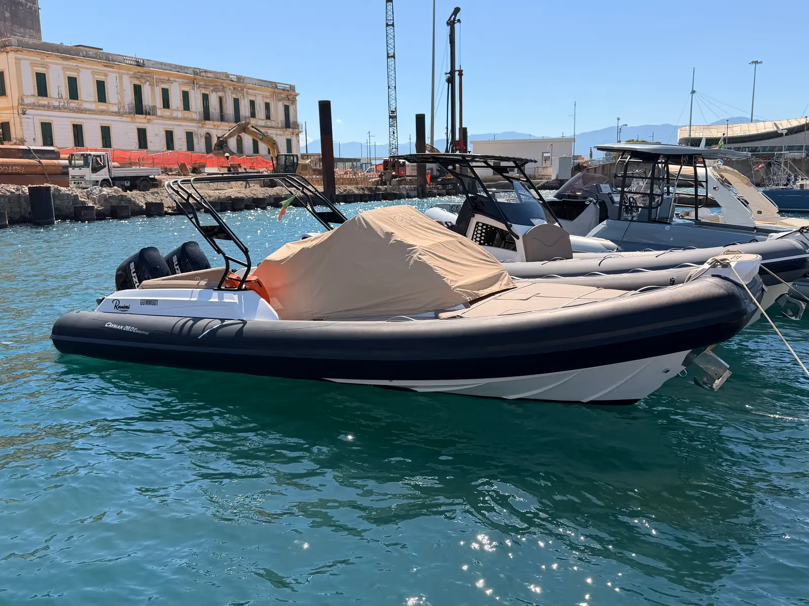 Ranieri Cayman 28.0, photograph 23
