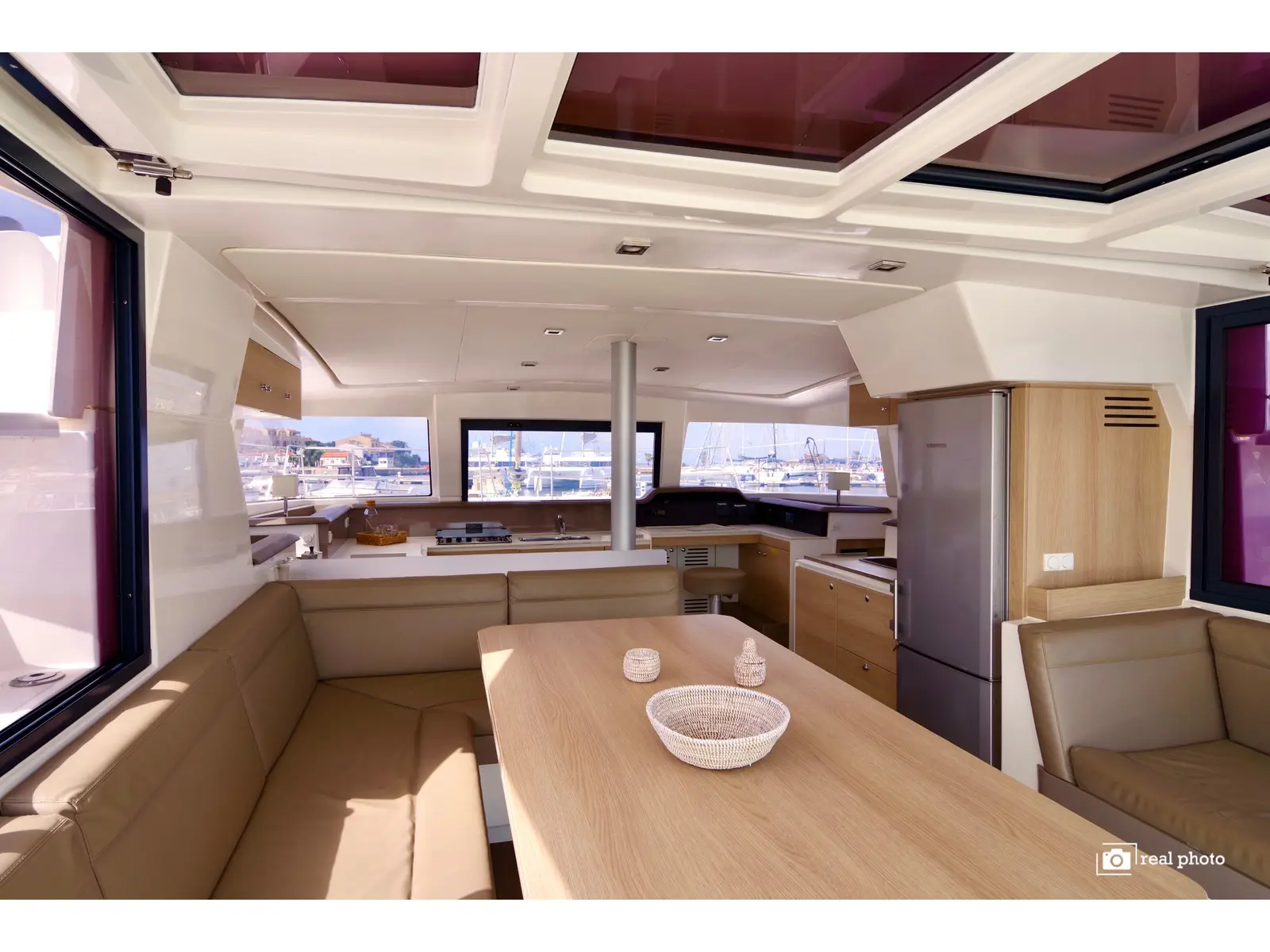 Dafne - Water maker, Solar Panel, Interior image