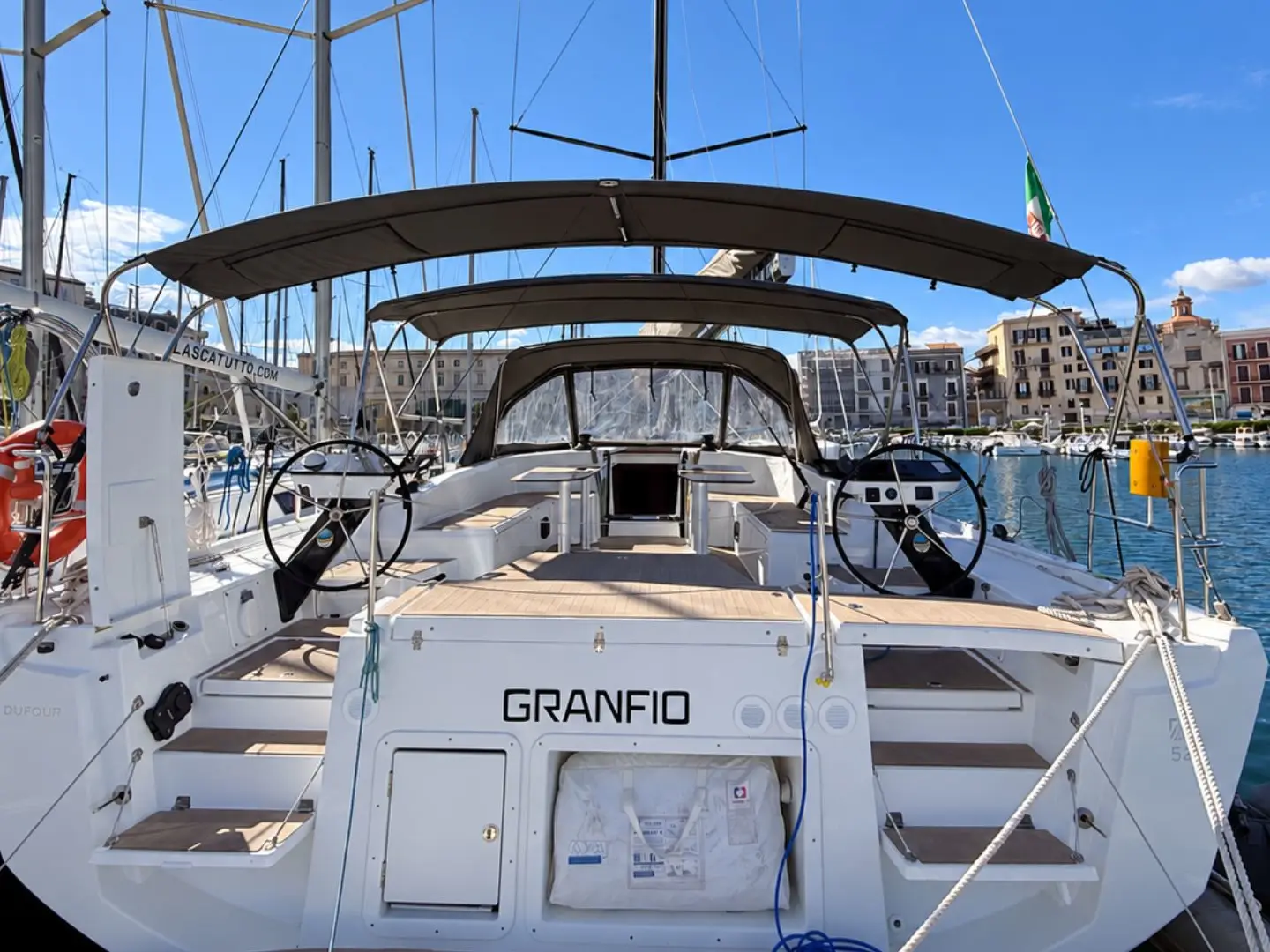 Granfio, Main image
