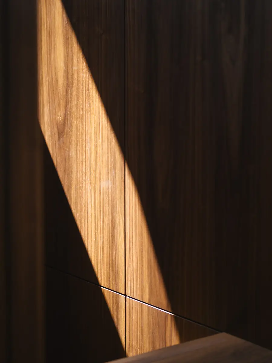 AMBER ONE , photograph 83
