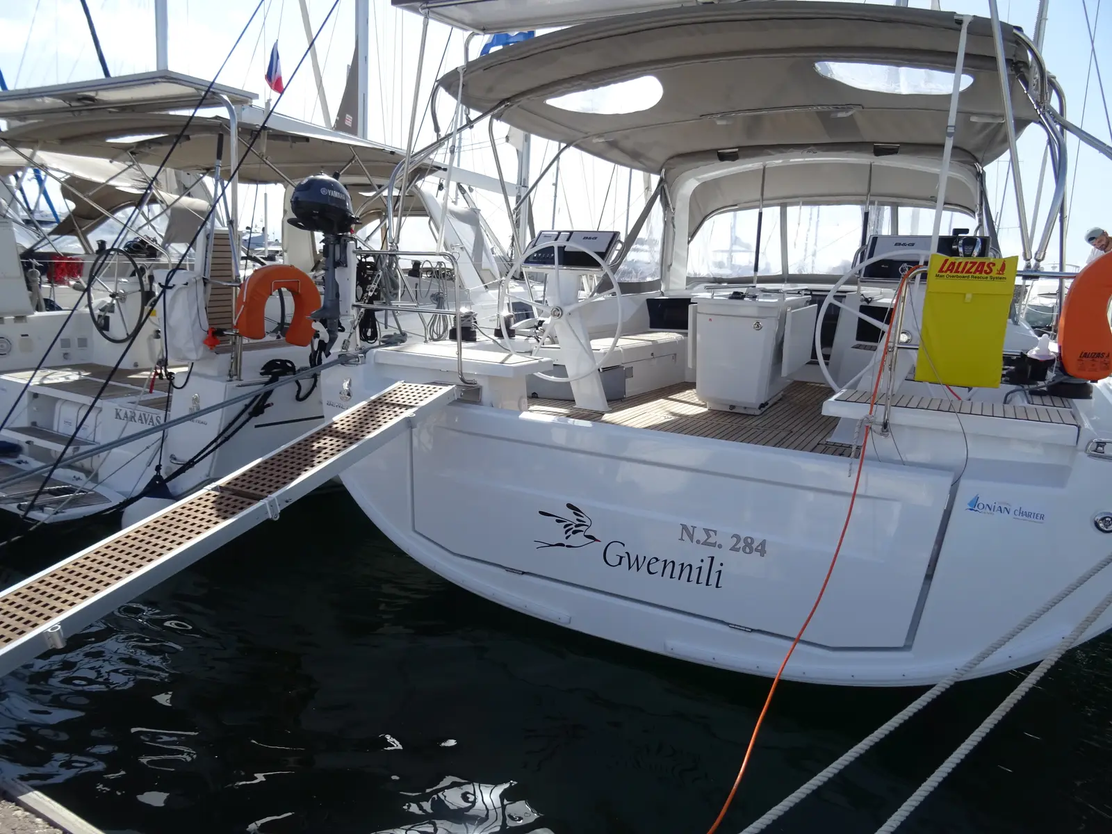 Gwennili/Owners Version, Main image