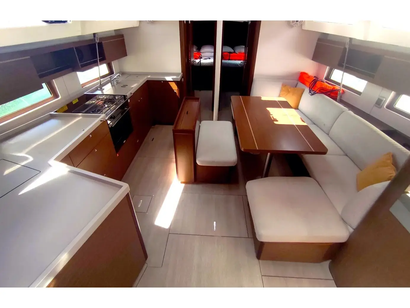 ARIEL, Interior image