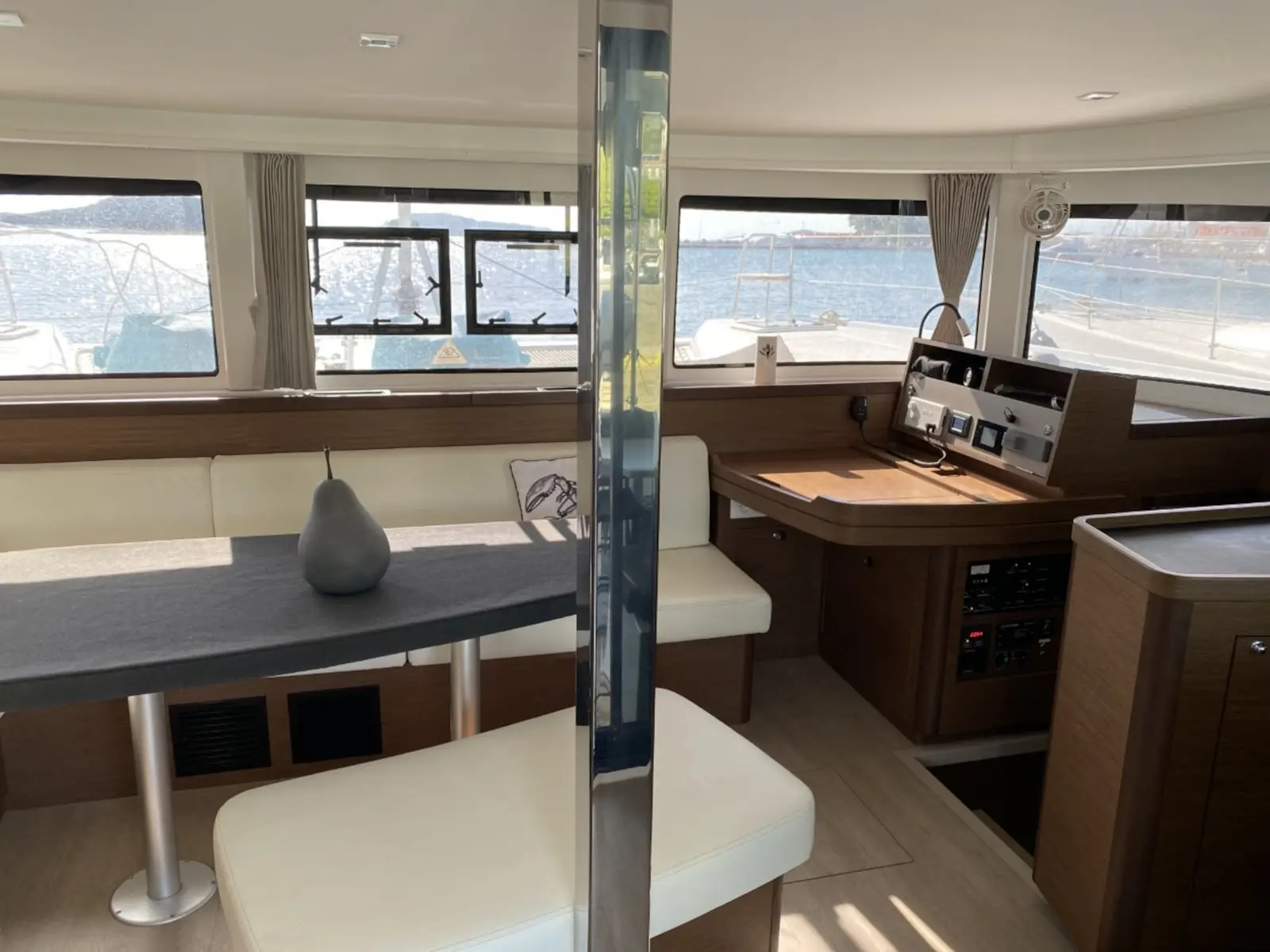 ORSA (AC/Gen/W.Maker, Interior image