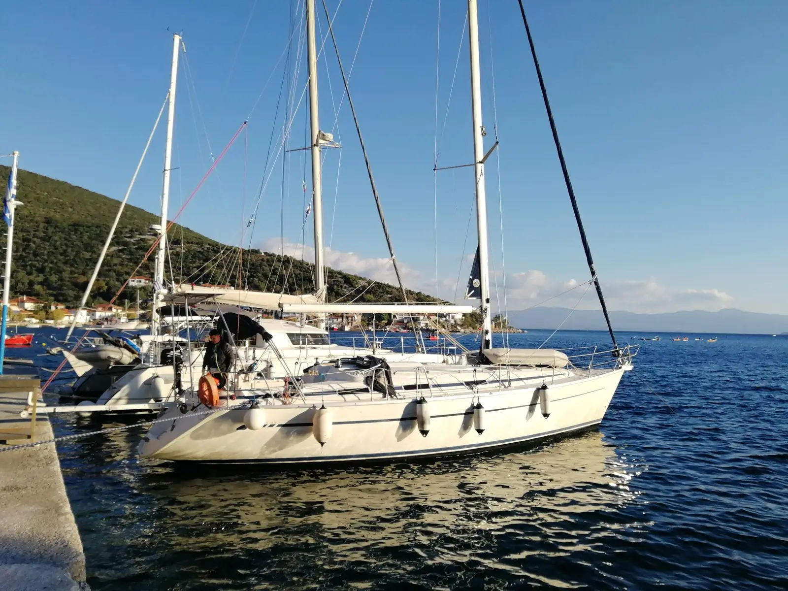 Evropi, Main image