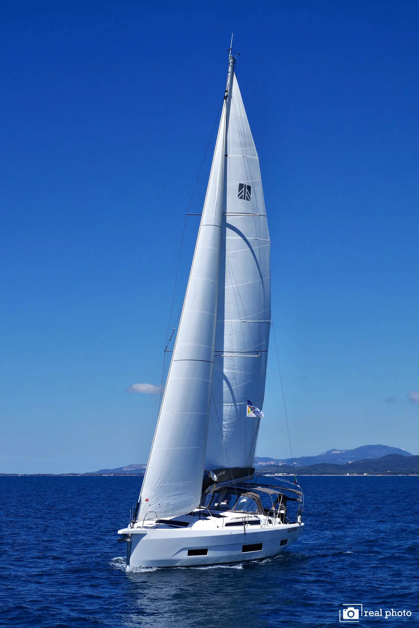 Lucia - Water maker, Solar Panel, photograph 12