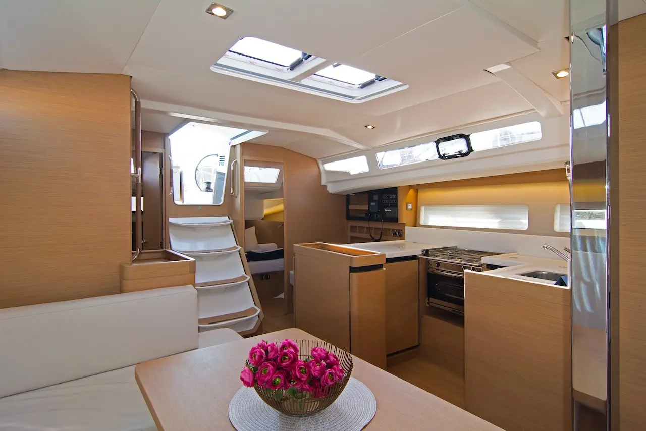 Carlyle, photograph 8