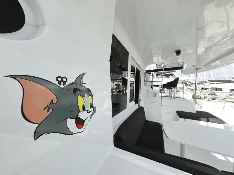 TOM & JERRY, photograph 14