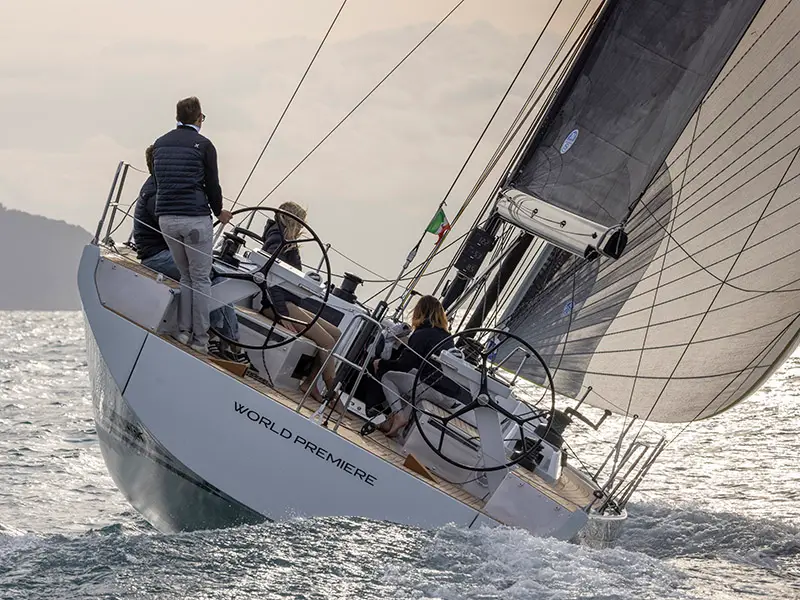 Sportski Vuk 44, Grand Soleil 44 sailing