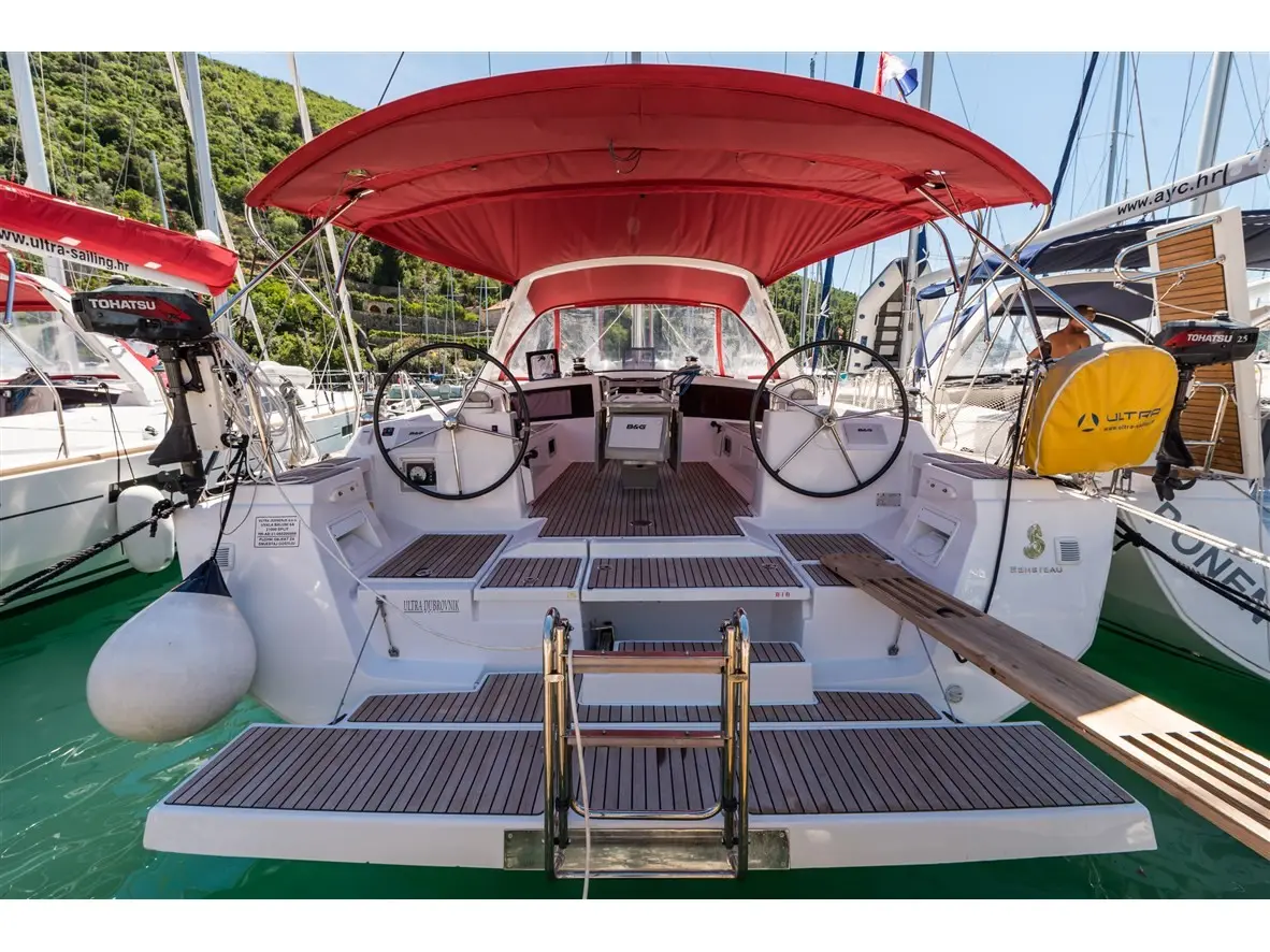 ULTRA DUBROVNIK, Main image