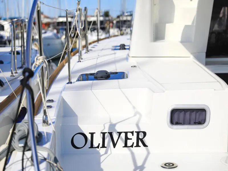OLIVER, photograph 33
