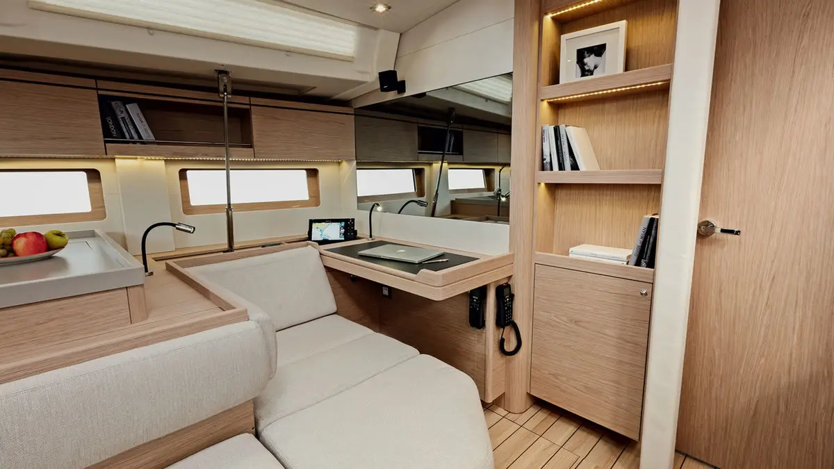 Sunsail 52.4 Classic, photograph 7
