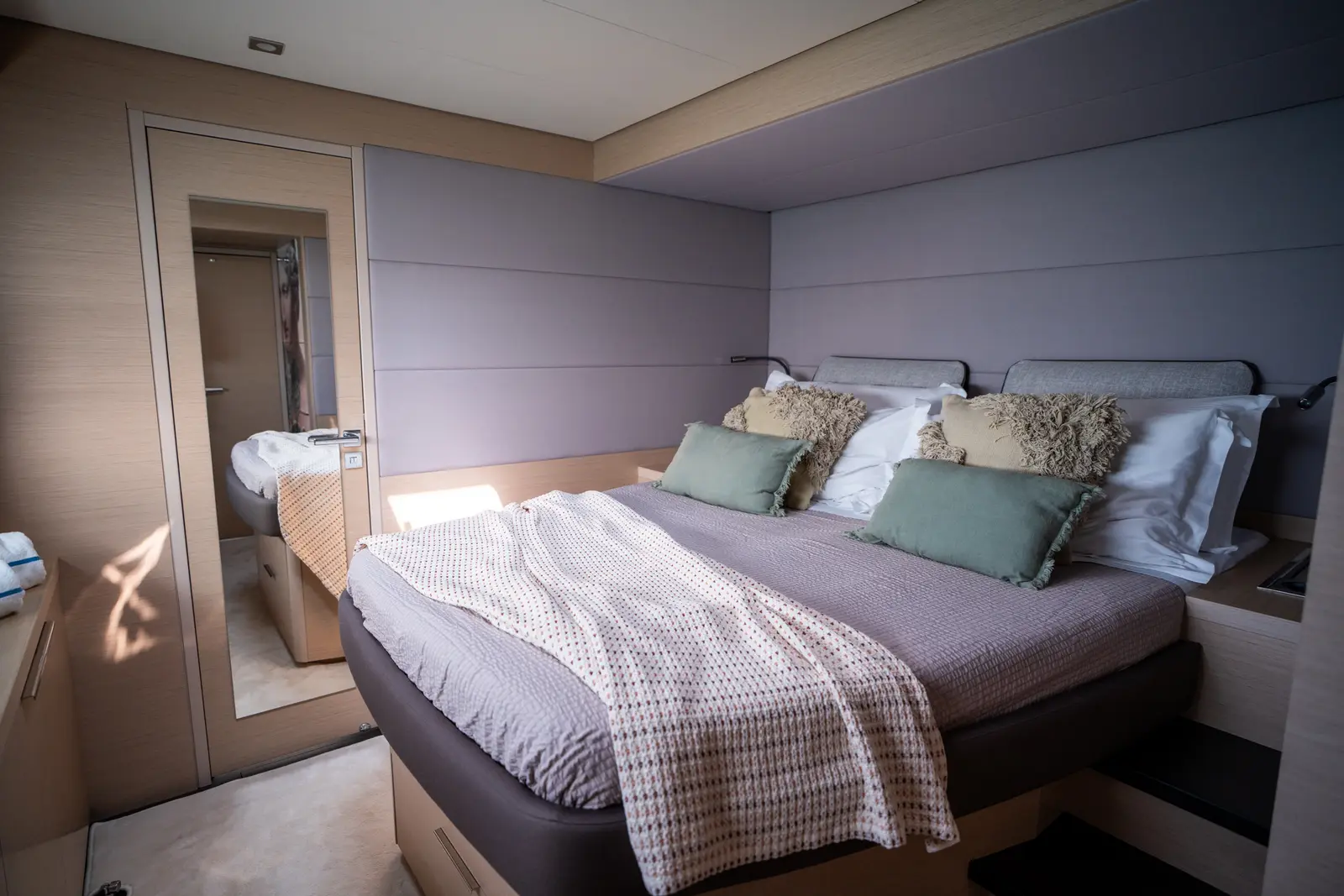SAILUXE - Strafico, Cabin
