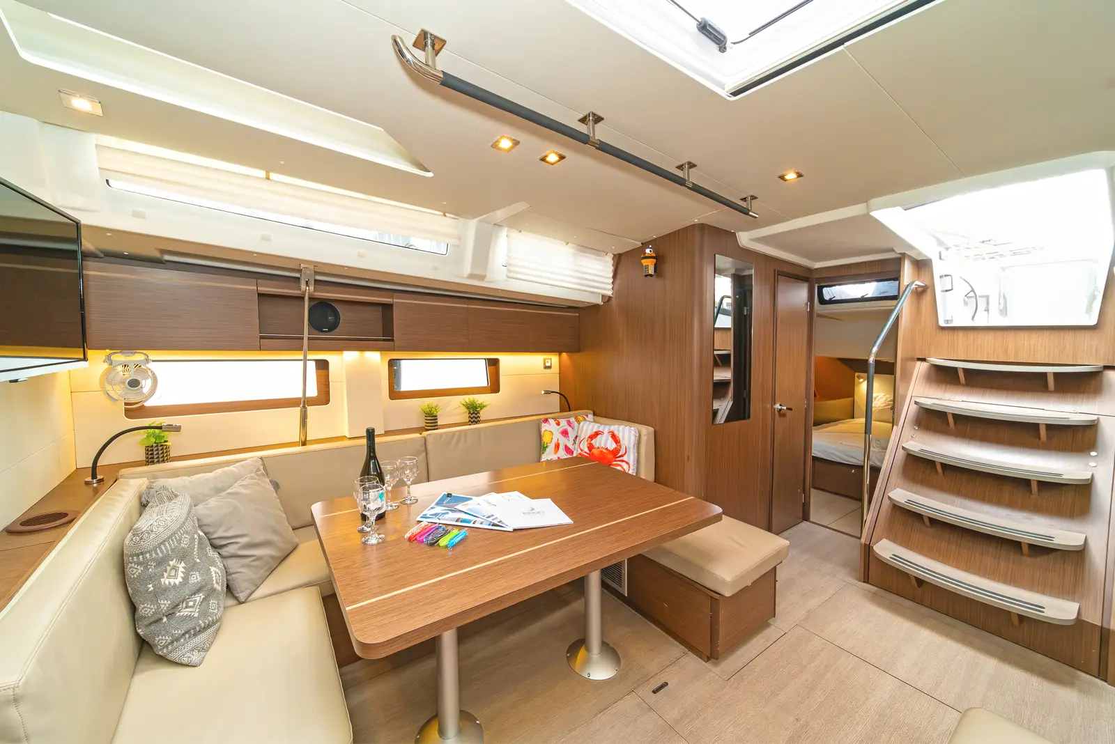 Yria, photograph 32