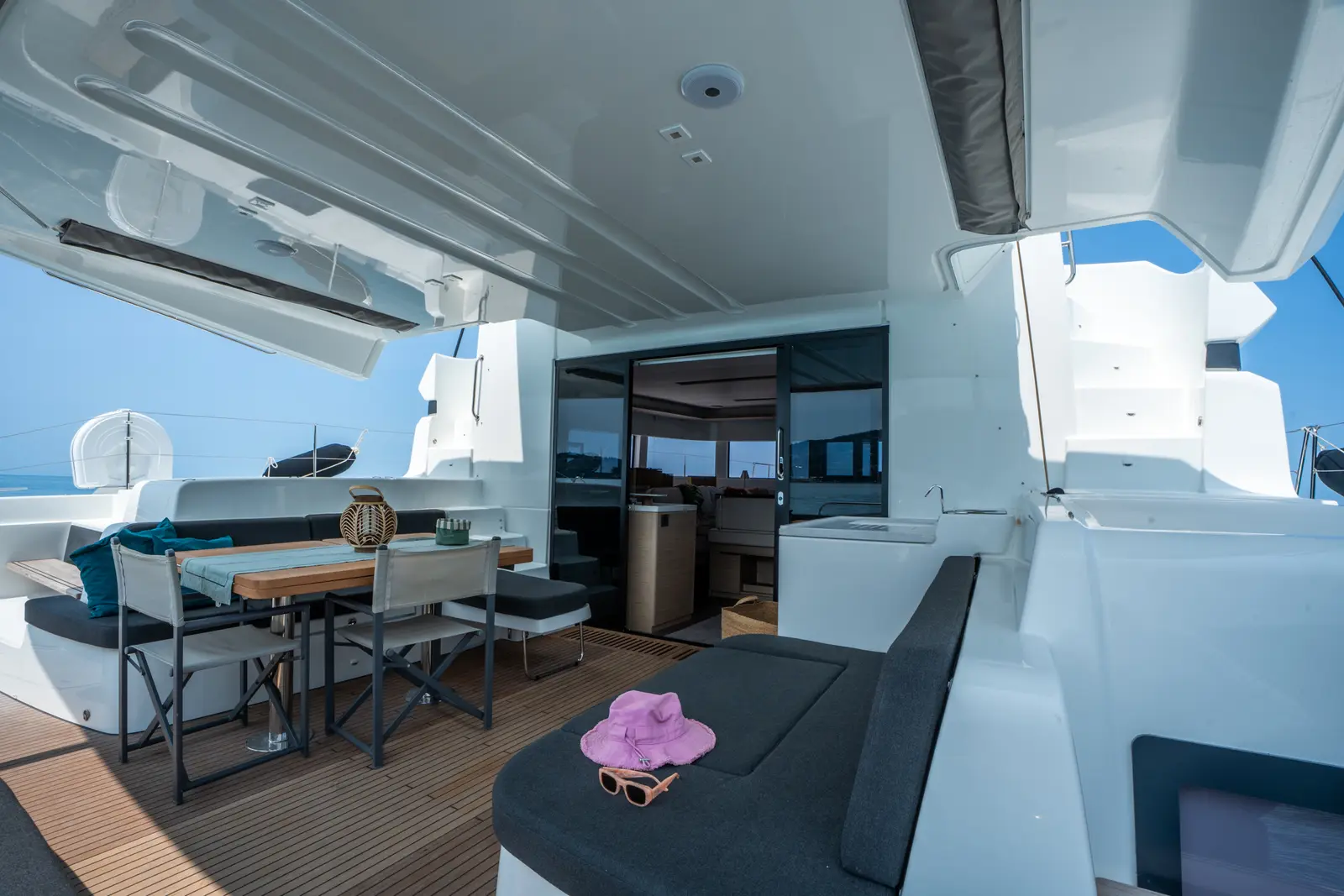 SAILUXE - Allegra, Cockpit