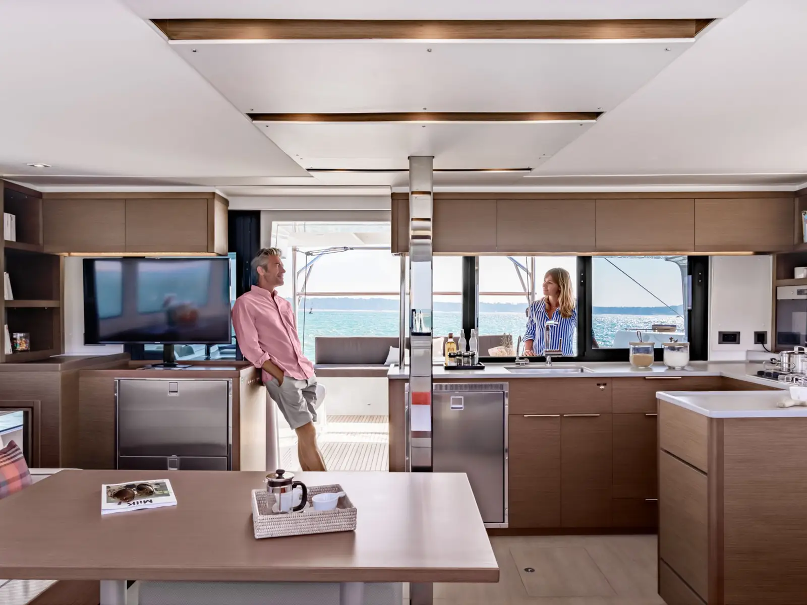 Premium, Interior image