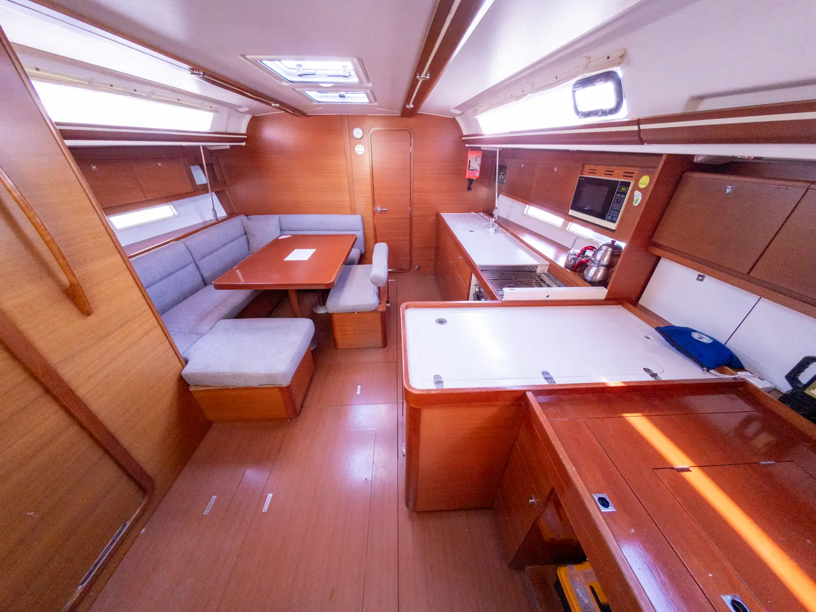 Grace, Interior image