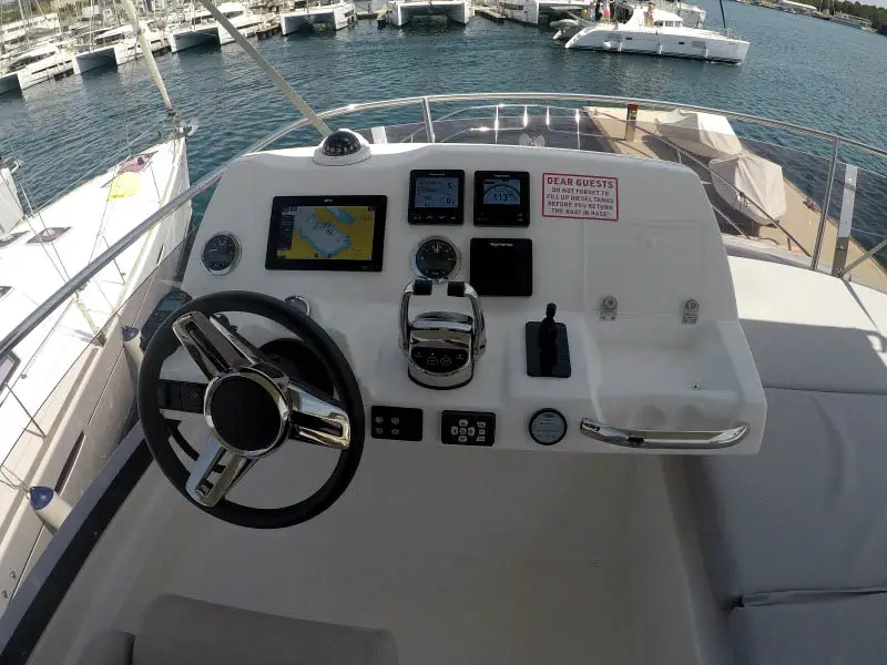 Brigadoon, Prestige 420 Fly