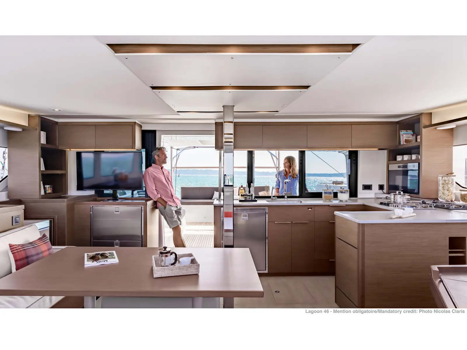 FRIEDA, Interior image