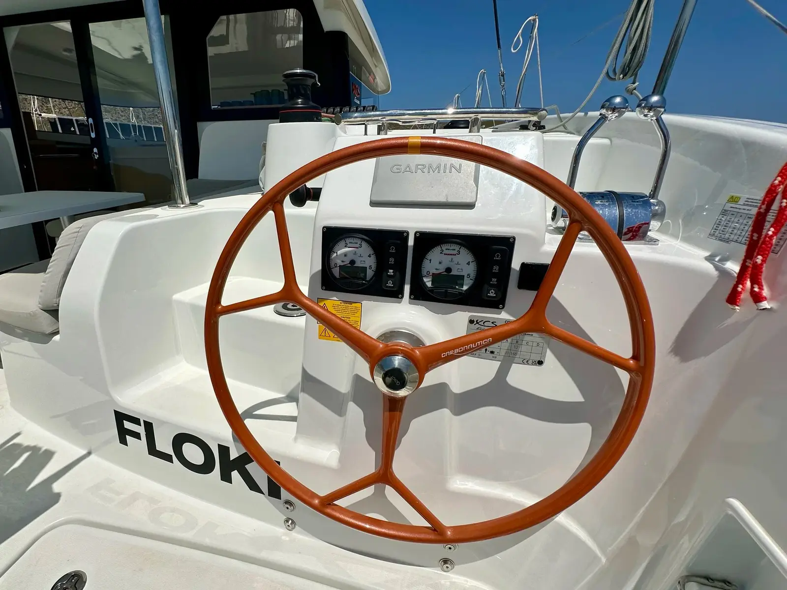 FLOKI, photograph 3