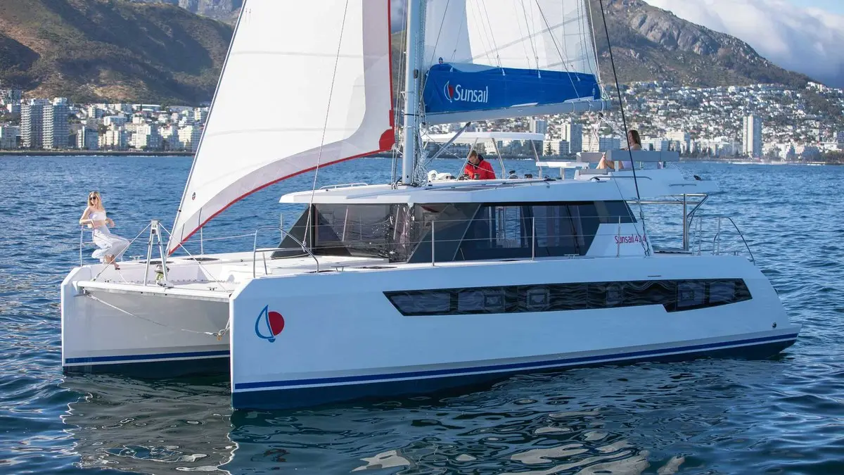 Sunsail 424/4/4 Premium, photograph 3