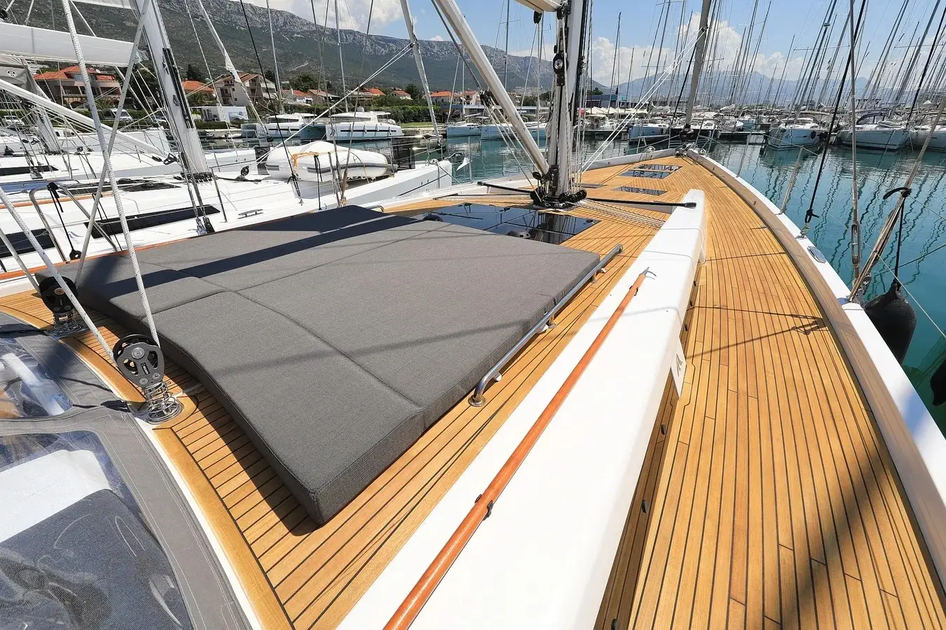 Nausicaa II, photograph 28