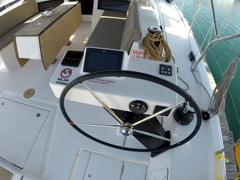 Alibaba, Dufour 470