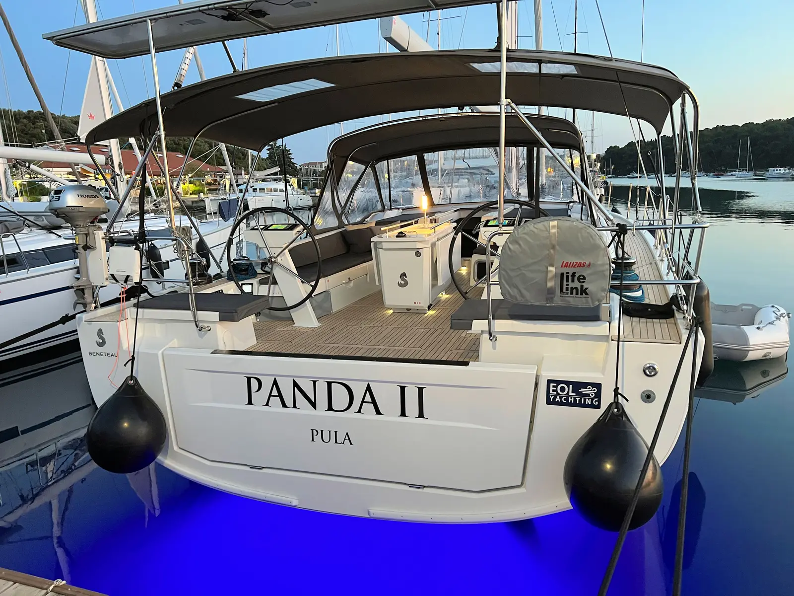 Panda II, Main image