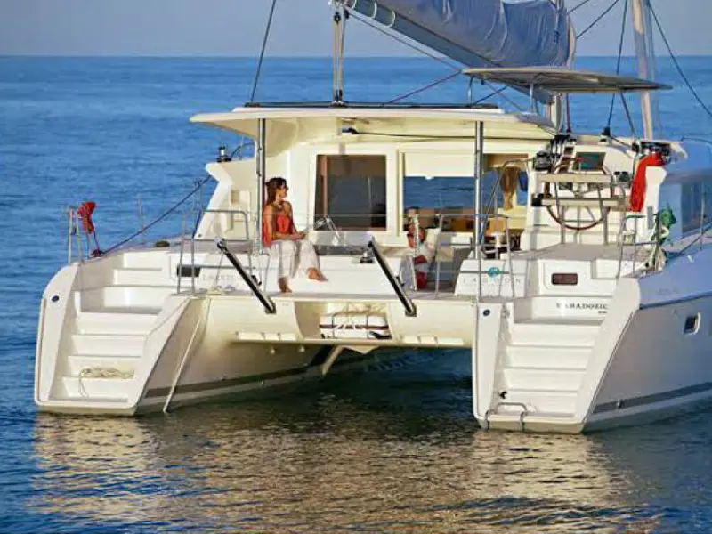 Azzurra, Main image