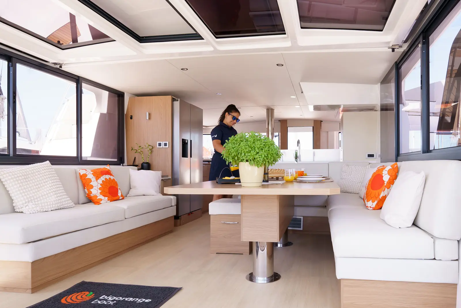 The Big Orange Boat , foto 4