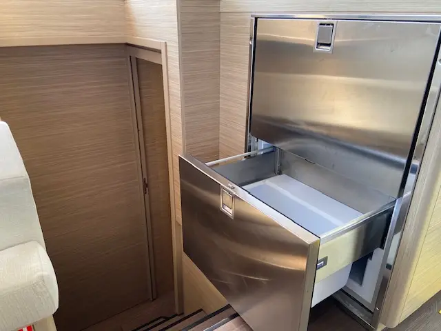 Star of the Seas IV, Kitchen 4